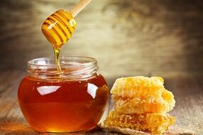 Strengthen power in men with honey