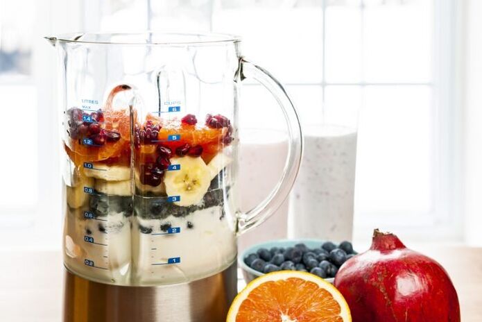 Prepare a red fruit cocktail to increase potency in a short time.
